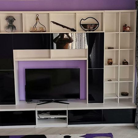 Luxury Apartment With Two Bedrooms And Large Living Room, 100 Square Meters, City Center Oradea Exterior photo